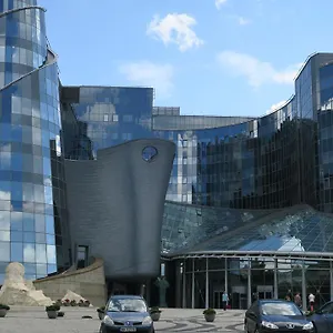  Hostel Wierzbno